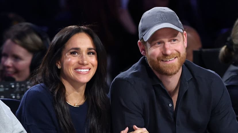 Royal Kids: Privacy vs. Public Eye Contrast