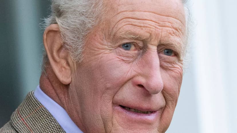 Royal Photographer's 50 Years: From Rock Stars to Royal Thorns