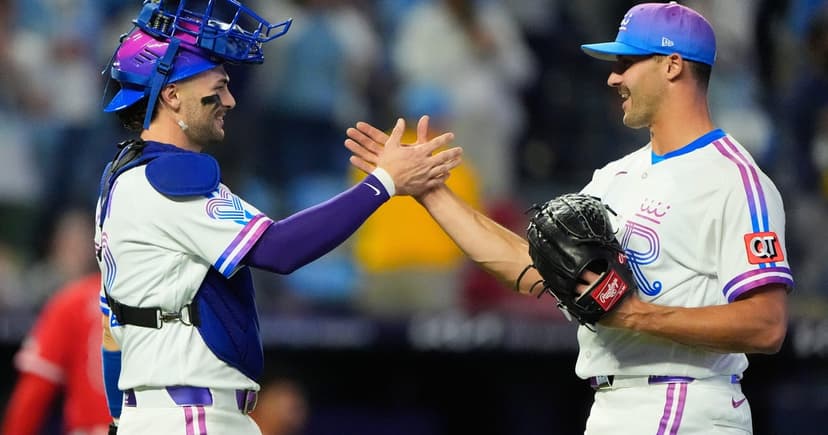 Royals Dominate Angels 12-1 Behind Ragans' Dominance