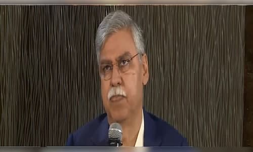 Rupee Slips: An Opportunity for Foreign Investment?