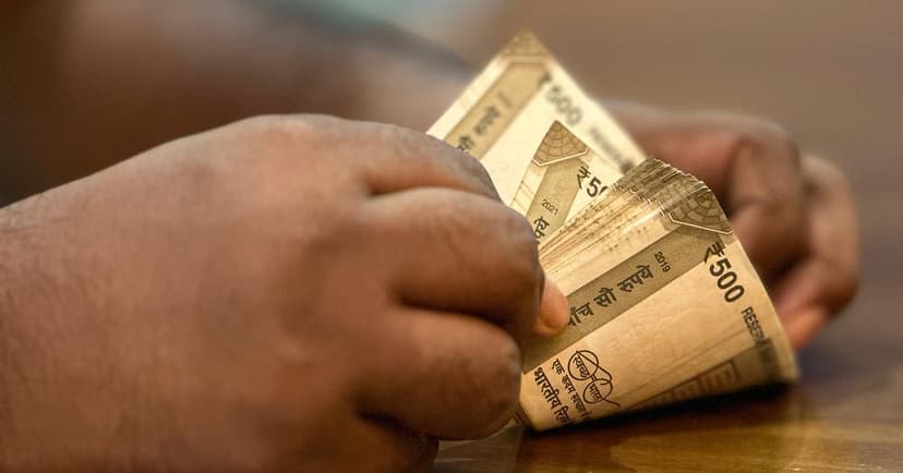 Rupee Slips on New Year's Day Amid Fund Outflows