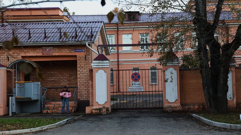 Mystery Pneumonia Death: Russia Silent on Pathogen