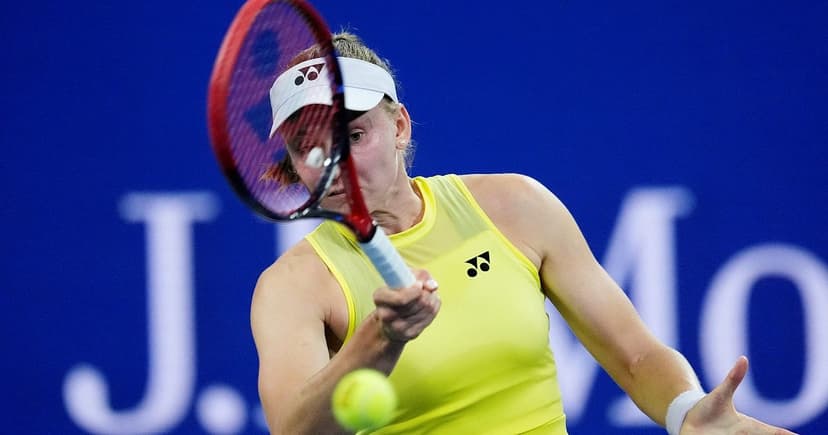 Rybakina Dominates US Open, Advances in Grand Slam Quest