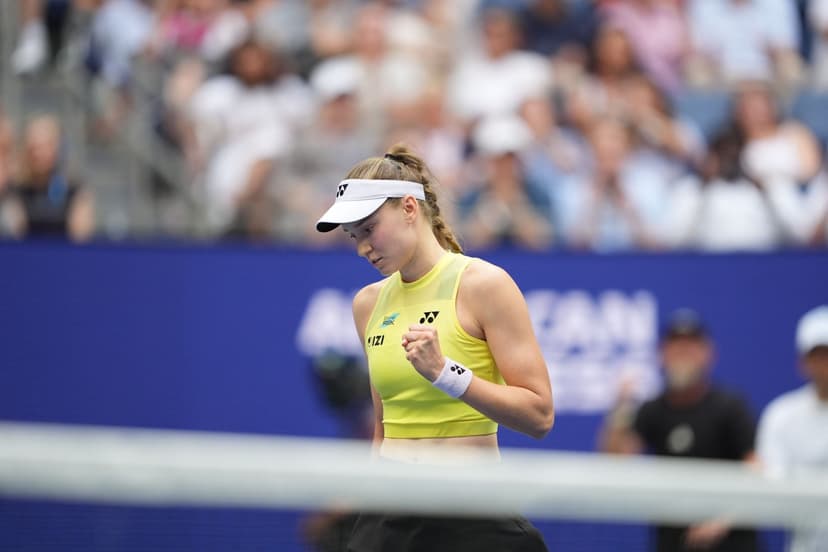 Rybakina Eyes Year-End No. 1 in Tokyo Showdown