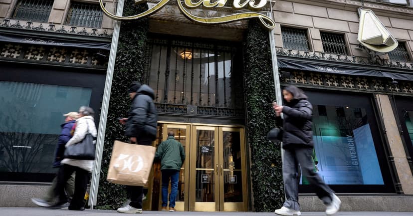 Saks Global Shuts 15 More Stores in Bankruptcy Move