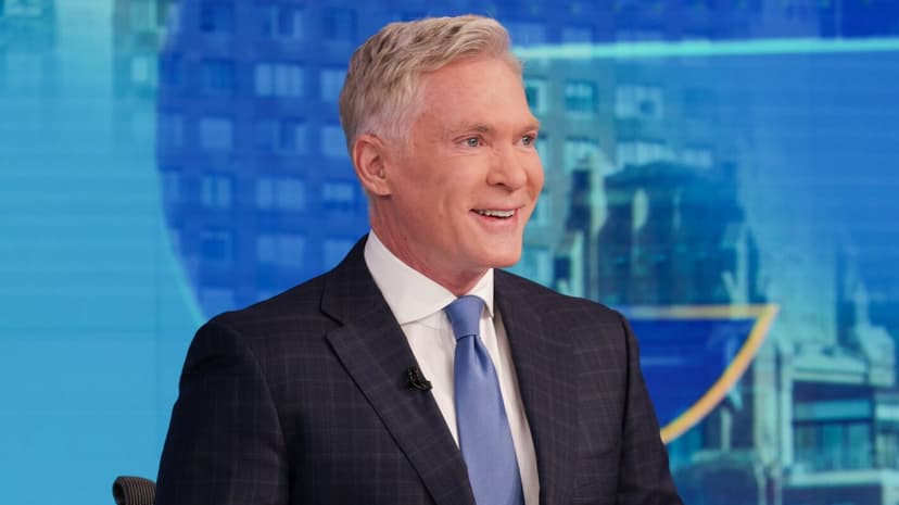 Sam Champion's Blond Hair & 90s Style Stuns Fans