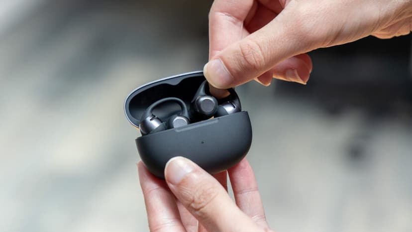 Samsung Joins Open-Ear Earbud Race