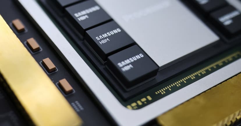 Samsung's HBM4 Excites Customers: 'Samsung is Back'
