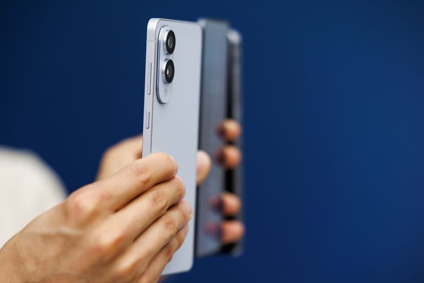 Samsung Hints at Wider Foldable, Next-Gen S-Pen