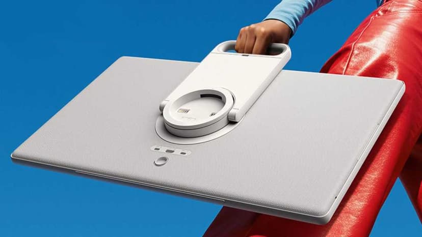 Portable Monitor Packs Punch: Samsung's Movingstyle Boasts 3-Hour Battery Life