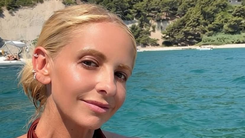 Sarah Michelle Gellar's French Riviera Escape