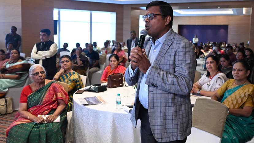 Experts Urge Monthly Digital Hygiene Classes