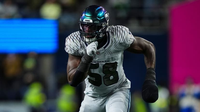 Seahawks Coach Defends Suspended Player Hall