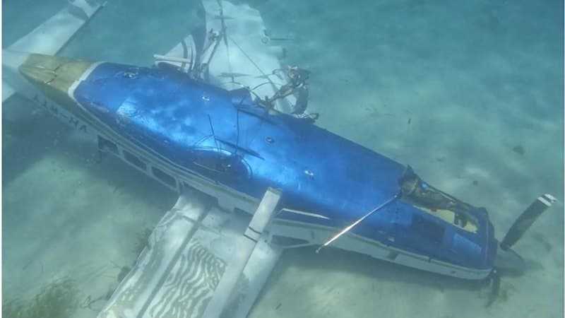 Seaplane Crash: Pilot's Decision Under Scrutiny