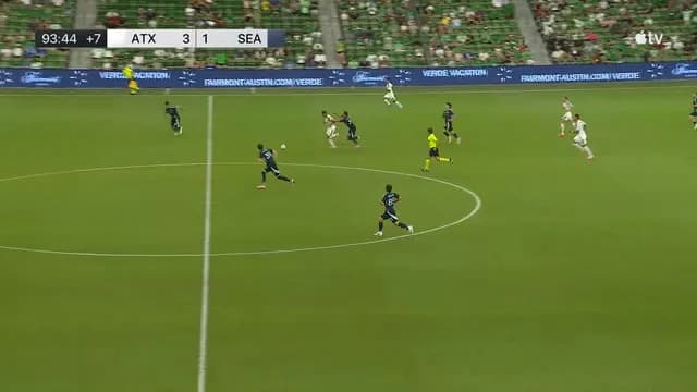 Seattle's Ragen Sees Red in Frantic Finish