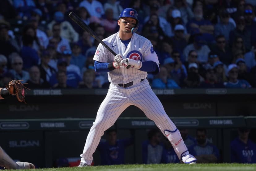 Cubs Face Uncertainty as Suzuki's Knee Sprain Impacts Opener