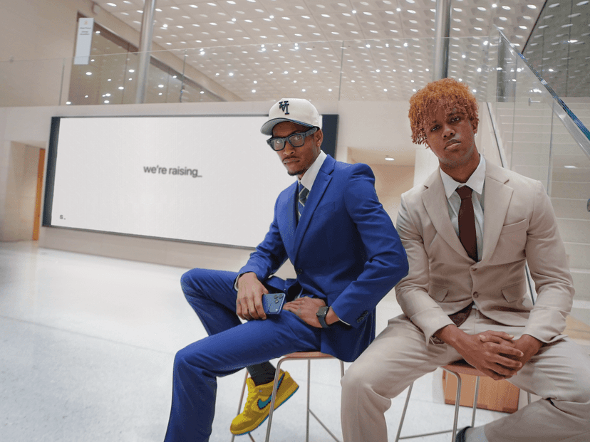 Yale grads raise $5.1M for AI-powered iMessage networking