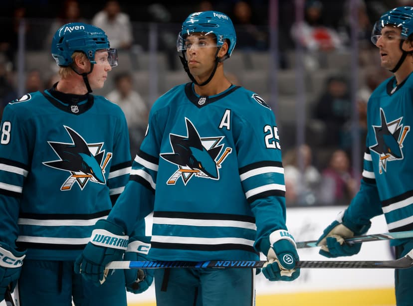 Sharks Face Stanley Cup Champs in Season Opener