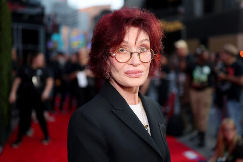 Sharon Osbourne Reveals Botched Surgery Scar