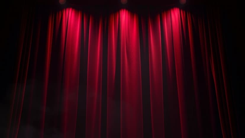 Sharon Stone Names Best On-Screen Kiss Partner