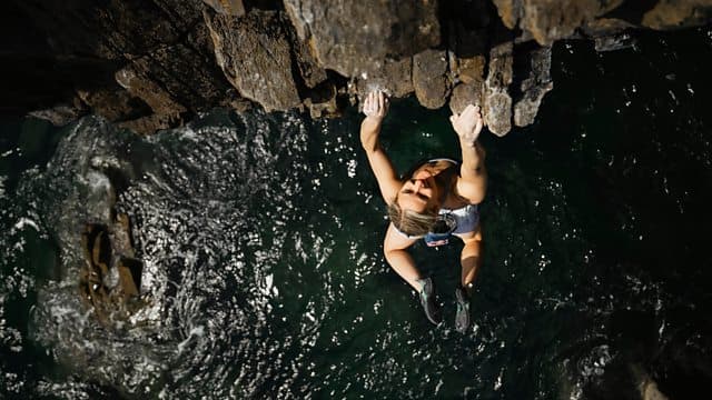 Shauna Coxsey Conquers Britain's Toughest Sea Climb