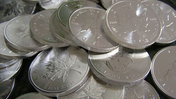 Silver Rally Tops Out? Margin Hike Fears Surface