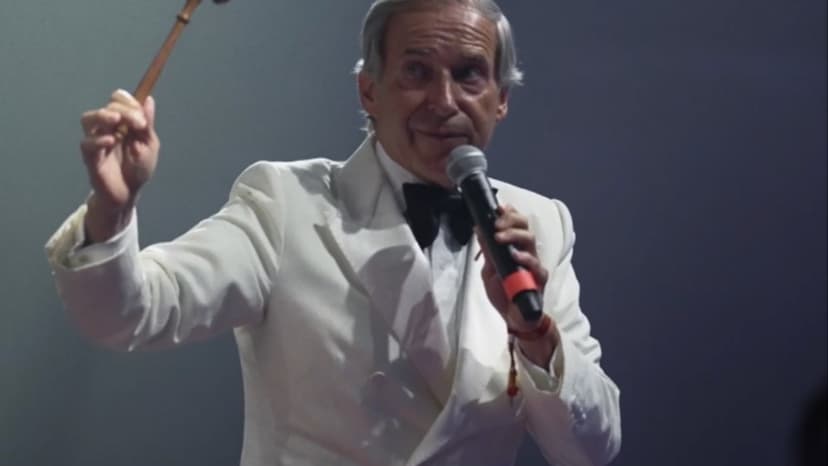 Art's 'Mick Jagger' of Auctions Gets Star Treatment