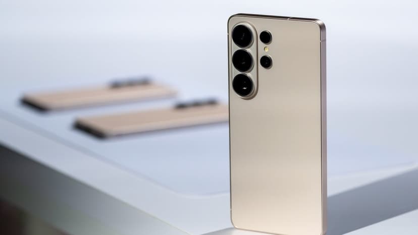 Memory Crisis Triggers Biggest Smartphone Shipment Drop Ever