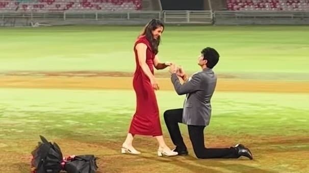 Cricket Star Smriti Mandhana Says Yes to Proposal