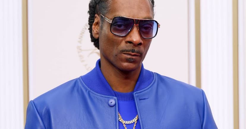 Snoop Dogg's Daughter Loses Baby After Premature Birth