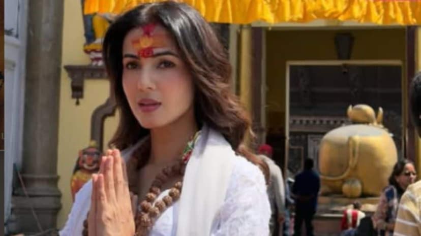 From Dubai Crisis to Divine Peace: Sonal Chauhan's Temple Visit