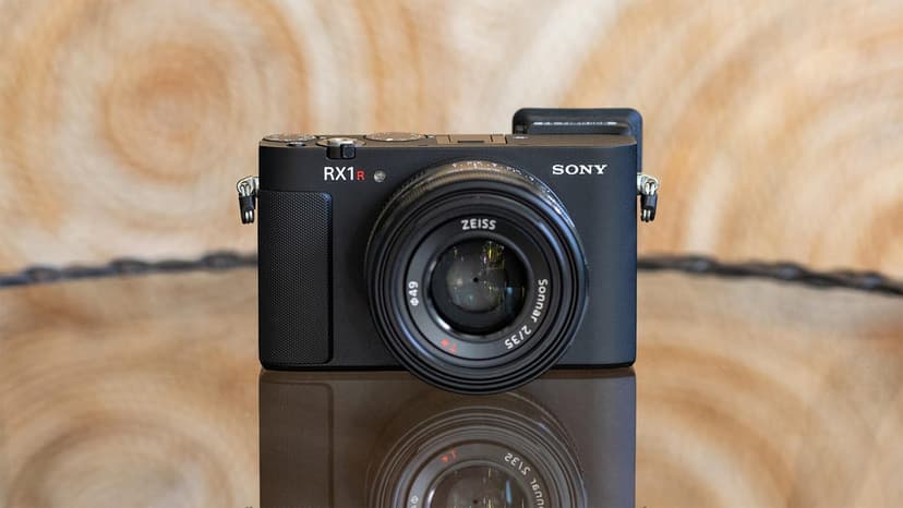 Sony's Pocket Rocket: 60MP Full-Frame Powerhouse