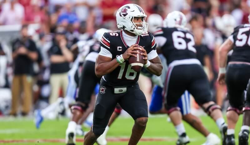 South Carolina Eyes Upset Over No. 16 Florida