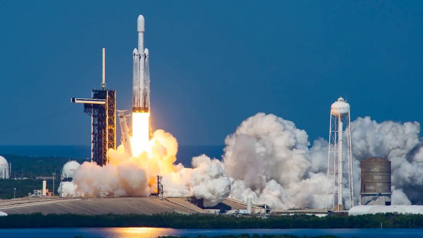 SpaceX Falcon Heavy Blasts Off With Big Satellite
