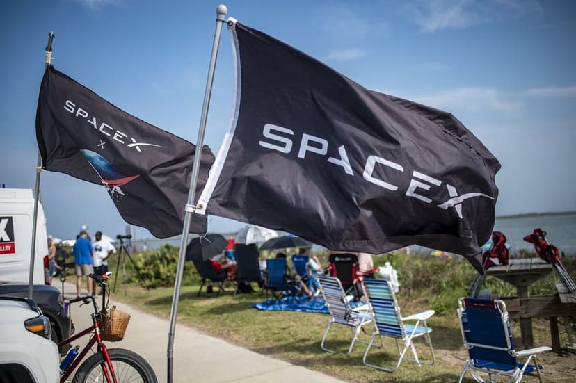 SpaceX Eyes $2 Trillion IPO: Biggest Ever Debut Looms