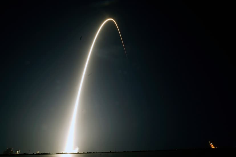 Rare Night Landing: SpaceX Rocket Booms Over California