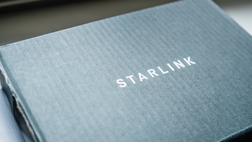 SpaceX Threatens to Exit US Internet Program