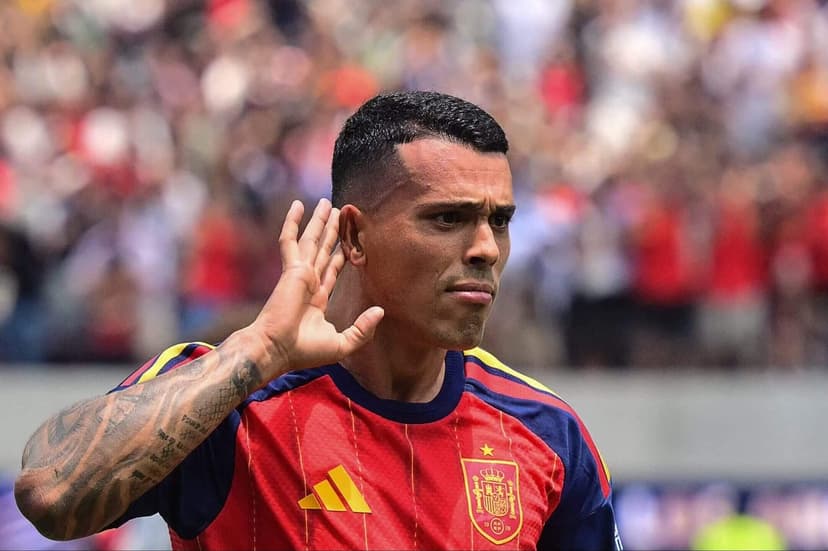 Spain Dominates Austria 3-0 to Reach World Cup Last 16