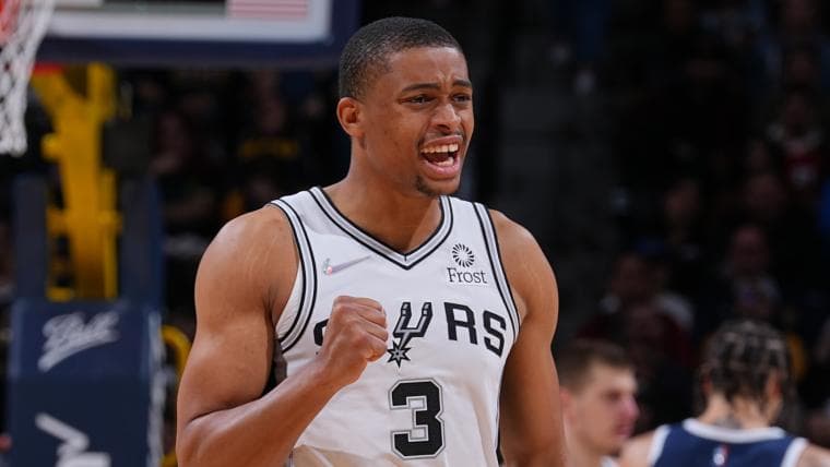 Spurs' Johnson: Winning Beats 22 Points