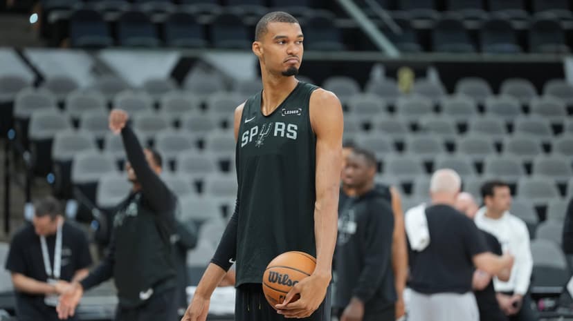 Spurs Stumble: Early Season Woes for Western Contenders