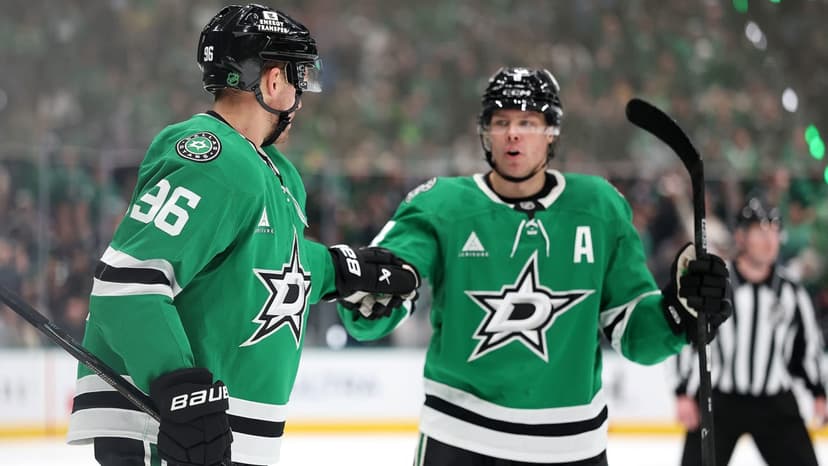 Rantanen's OT Hat Trick Lifts Stars Over Bruins
