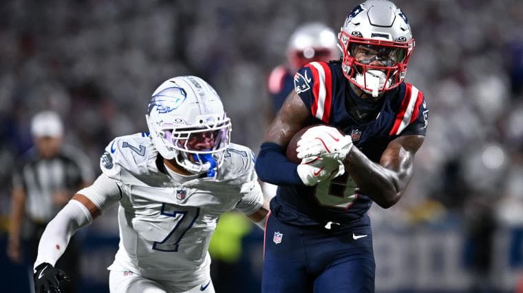 Diggs Injured: Patriots WR Leaves Game