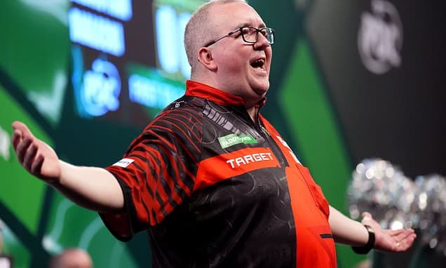 Bunting Survives Scare in World Championship Thriller