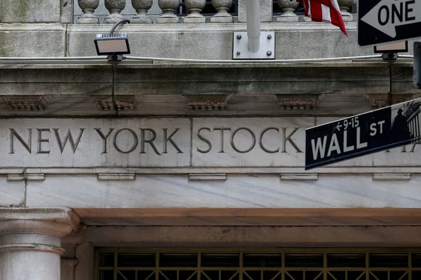 Stocks Wobble as Jobs Data Dims Rate Cut Hopes