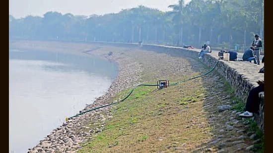 Sukhna Lake Oil Spill: Boating Halted Amid Probe