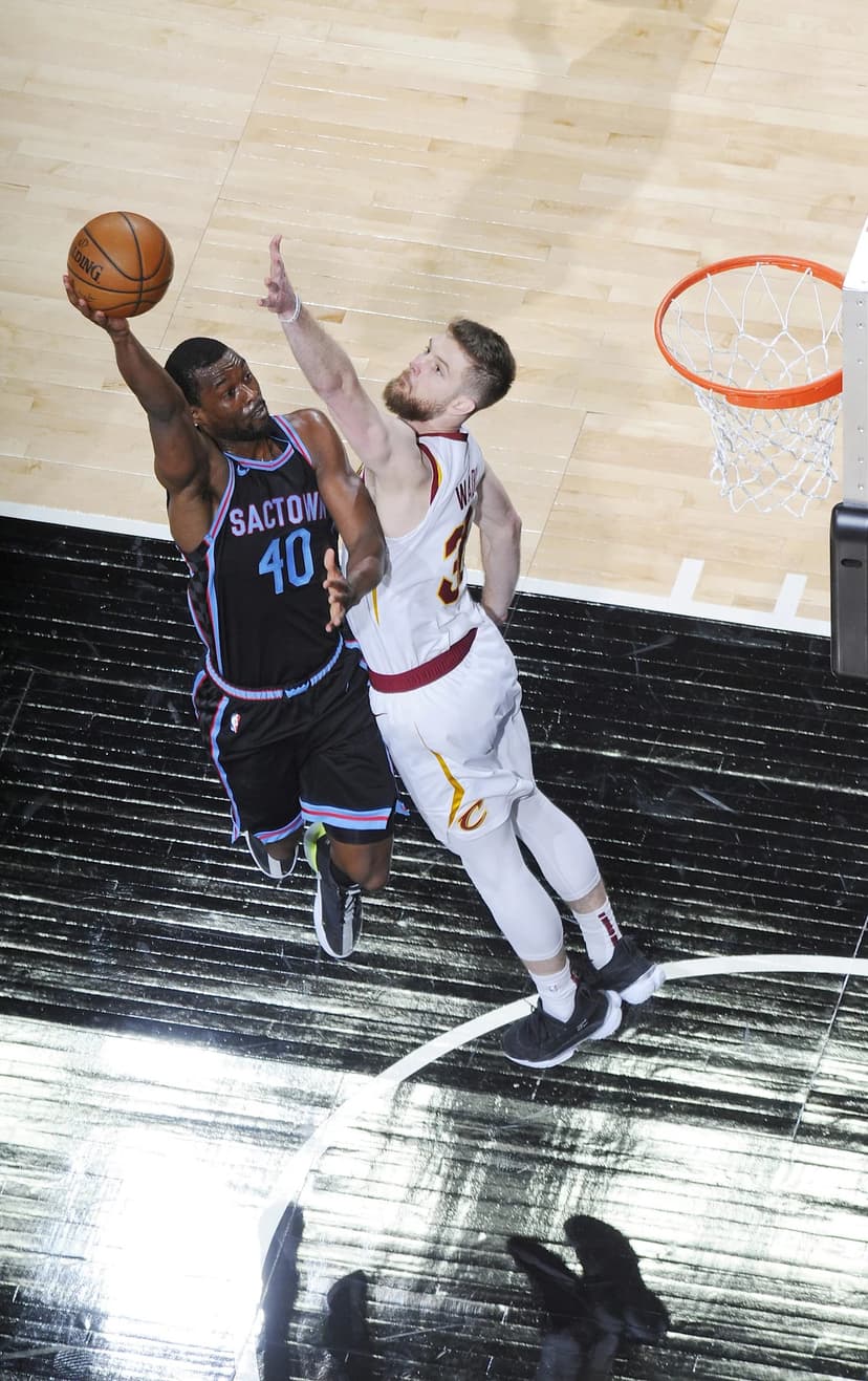 Suns Eyeing Playoff Forwards: Wade and Barnes on Radar