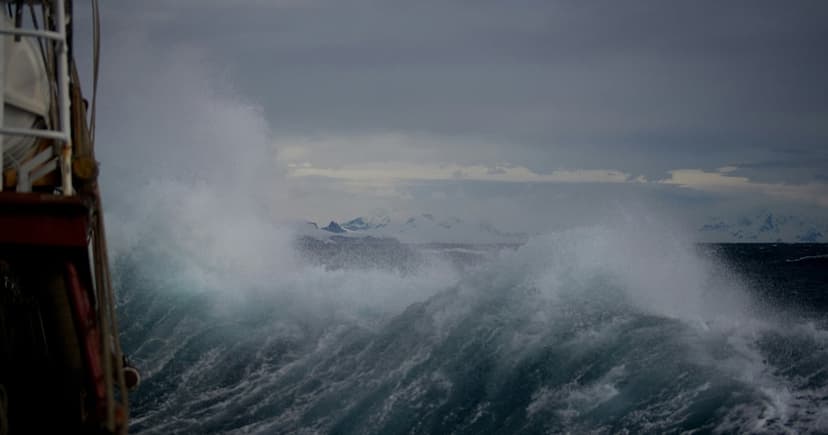 Super El Niño: UK Faces Stormy Autumn, Chilly Winter