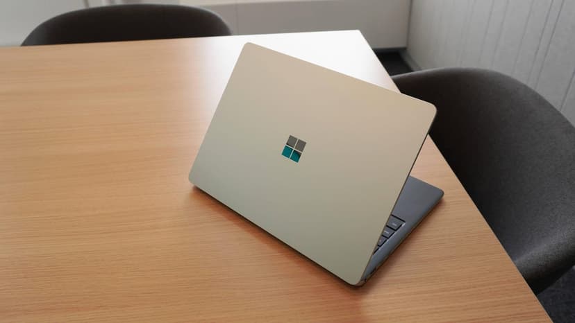Microsoft's New Laptop Boasts Six Antennas for 5G