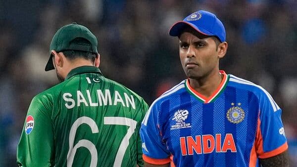 No Handshake! India Skipper Ignores Pakistan Skipper Post-Toss