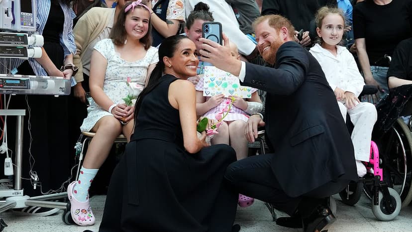 Sussexes' 'Cosplay Royal' Tour Sparks Outrage